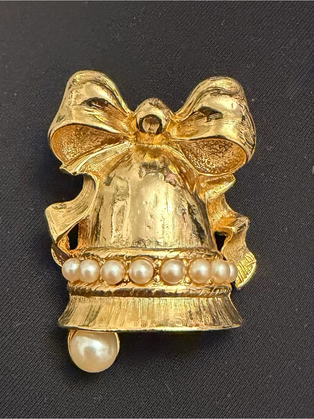 Richelieu Vintage Gold Bell Brooch with Faux Pearls - Women Jewelry
